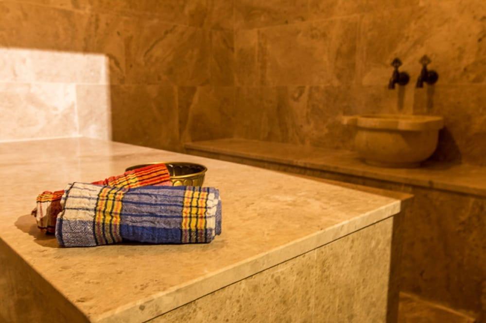 فندق أبانت لوتس بولو المظهر الخارجي الصورة